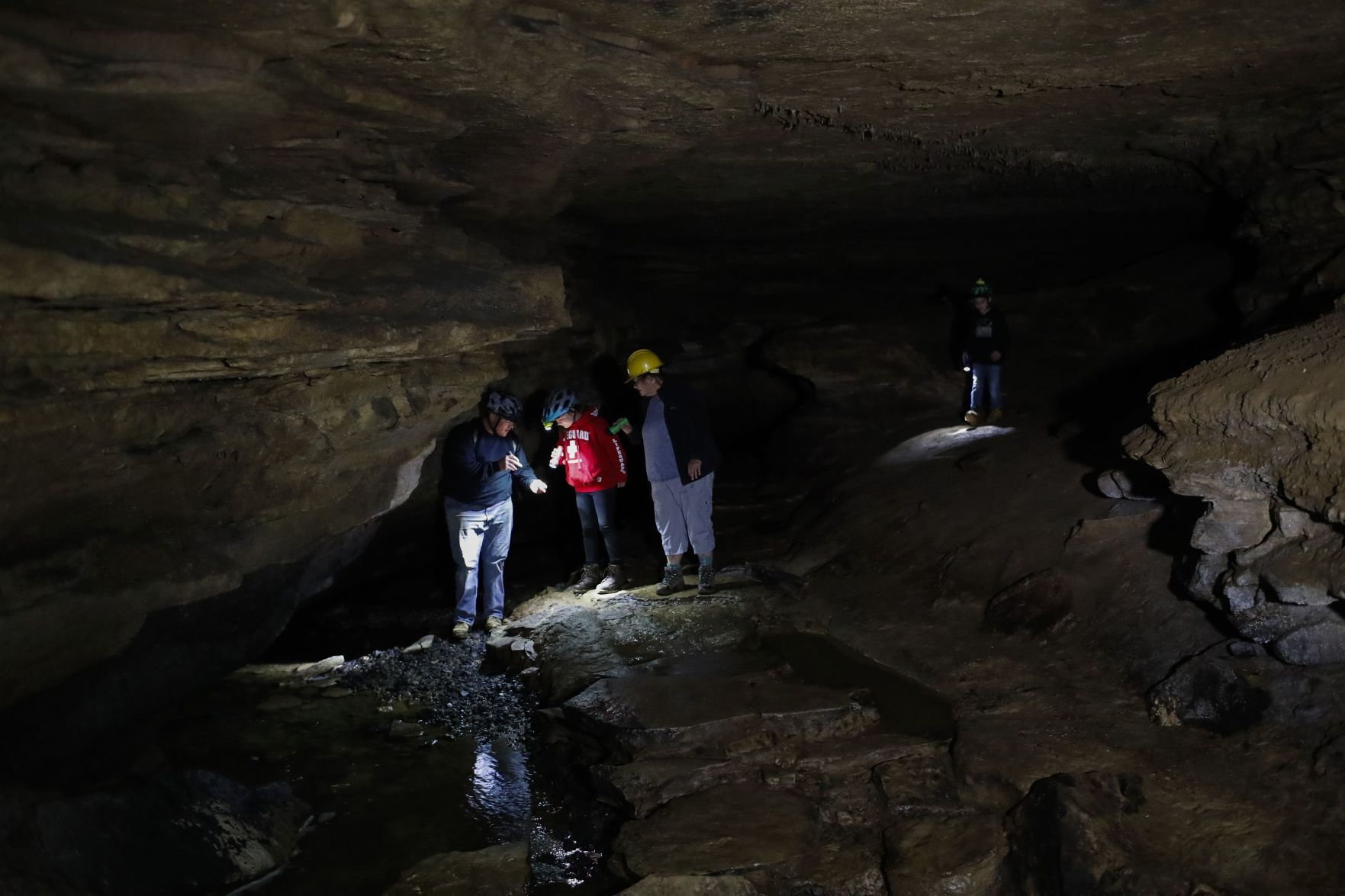 Illinois Caverns